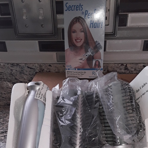 Ravo Secret To Perfect Hair - Picture 7 of 8